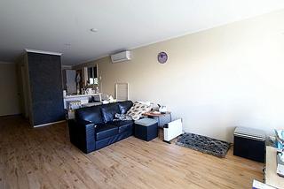 Lounge Room (2010-07-13)
