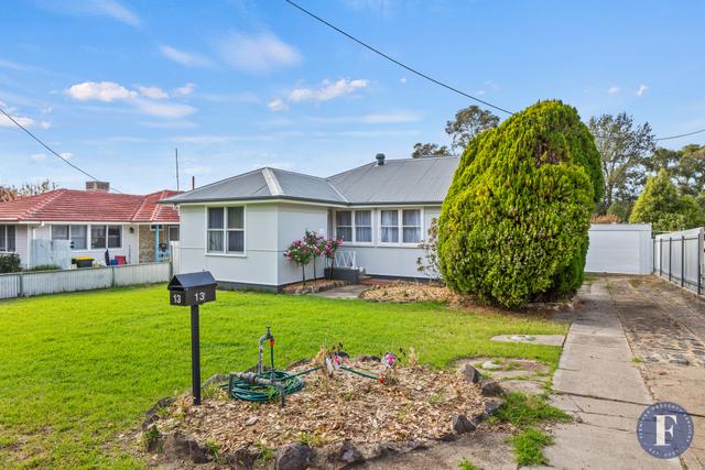 13 Richards Street, NSW 2590