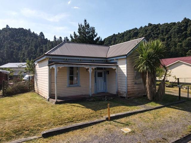 14 Esplanade, TAS 7467