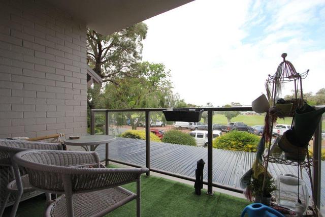 13/4 Comer Street, WA 6152