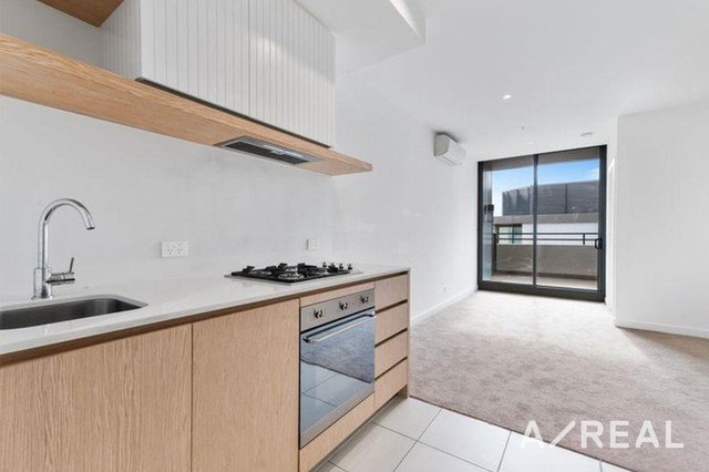 210/8 Station Street, VIC 3161