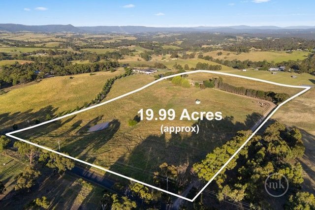 110 Edward Henty Avenue, VIC 3754