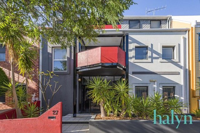 27 Tully Road, WA 6004