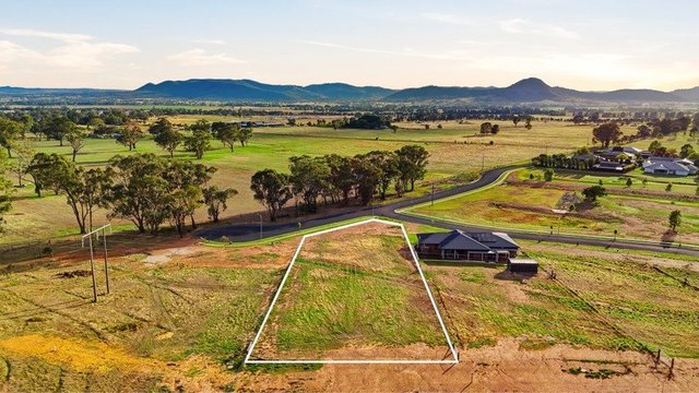 2 Mervyns  Lane, NSW 2850