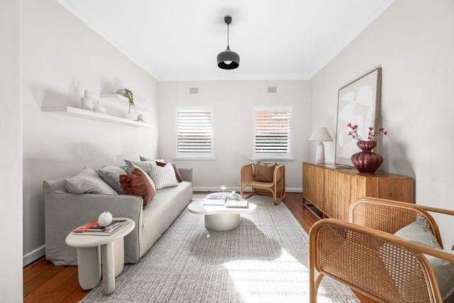 2/16A Spruson Street, NSW 2089