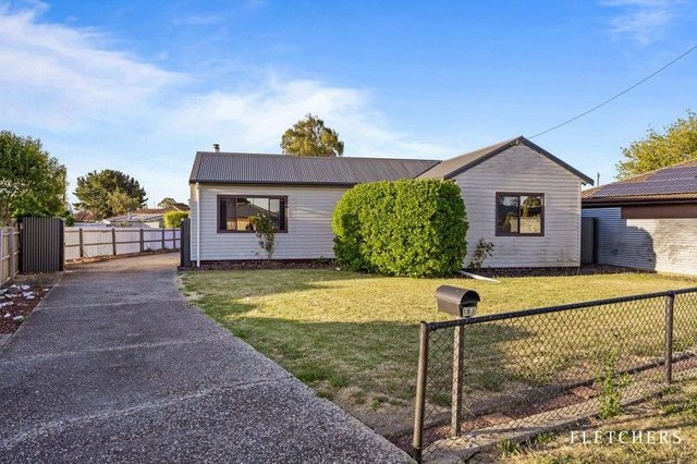 18 Queen St, VIC 3356