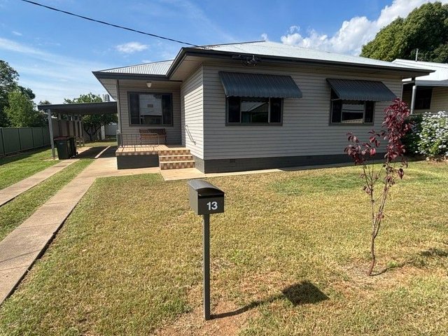 13 Bell Street, NSW 2340