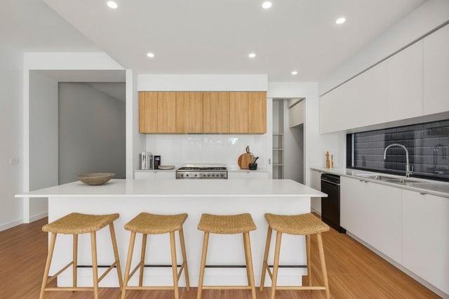 71 Fakenham Road, VIC 3147