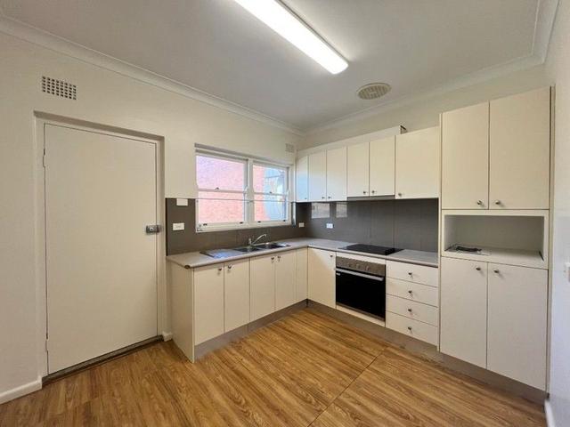 2/3 Shaw Street, NSW 2207