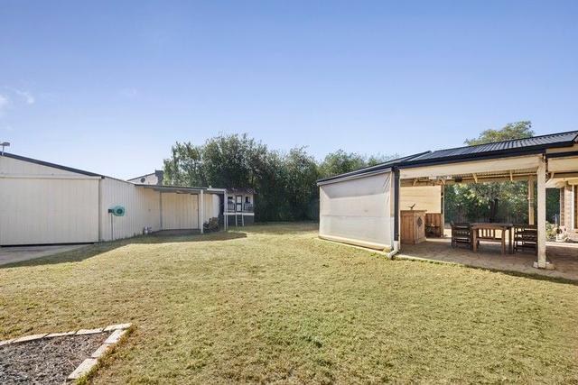 4 Greenwich Court, VIC 3338