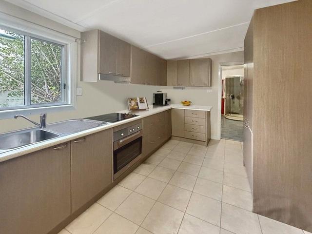 4 Peele Street, NSW 2390
