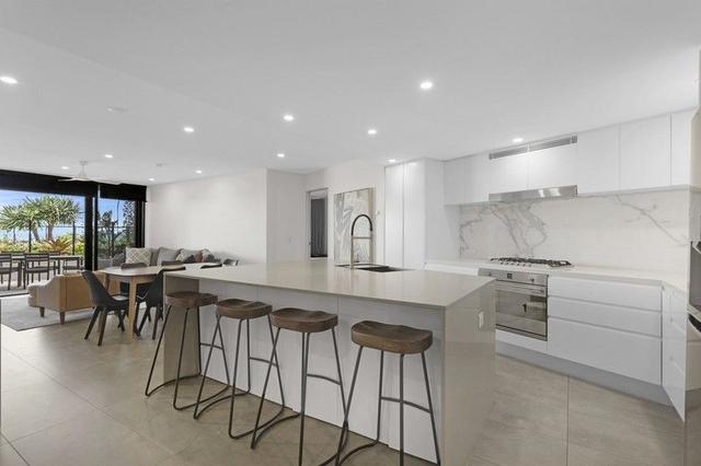 1023/2-14 The Esplanade, QLD 4220