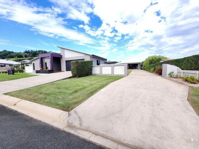 14 Sturt Cresent, QLD 4740