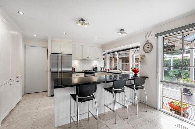 4 Glencroft Terrace, VIC 3150