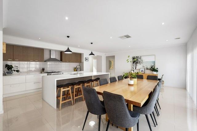 19 Peninsula View, VIC 3922