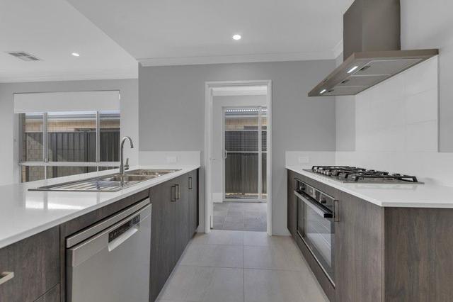 35 Alverstone Boulevard, WA 6180
