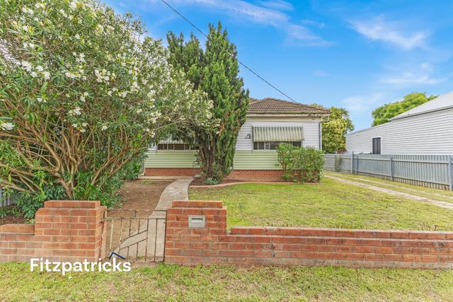 11 Evans Street, NSW 2650