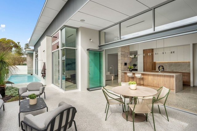 45 Lyons Street, WA 6011