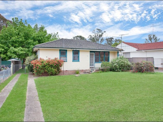 14 Moresby Cresent, NSW 2770