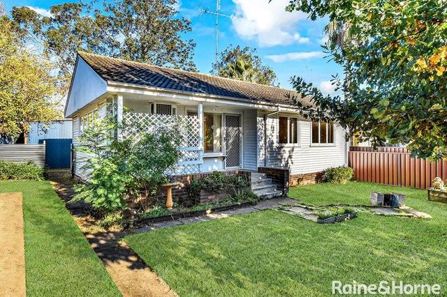 8 Kista Dan Avenue, NSW 2770