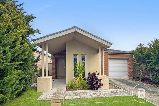 8 Echo Place, VIC 3350