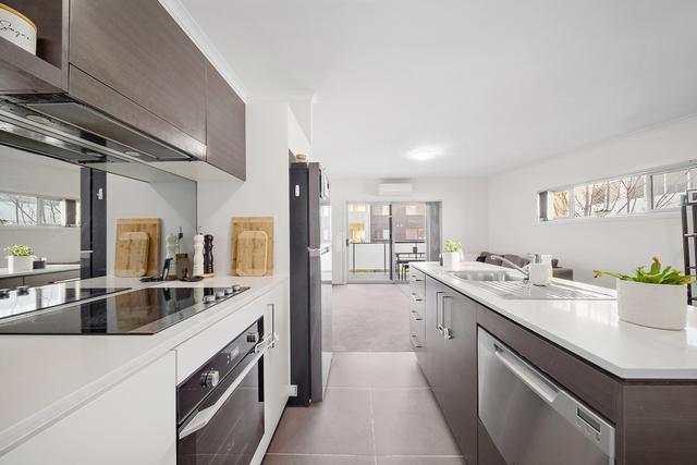186/142 Anketell Street, ACT 2900