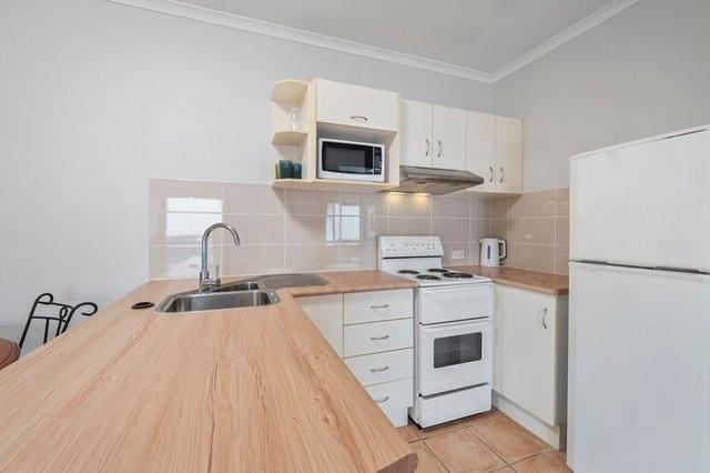 15/108 McLeod Street, QLD 4870