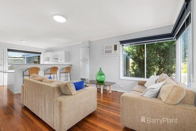 4/70 Lusher Road, VIC 3136