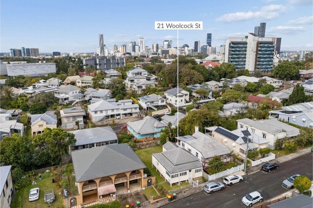 21 Woolcock Street, QLD 4059