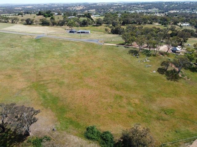 52 Tiedemann Place, NSW 2594