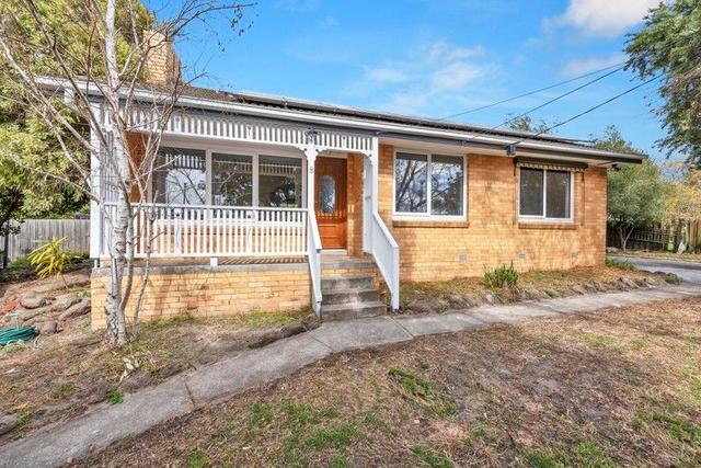 8 Lehmann Crescent, VIC 3200