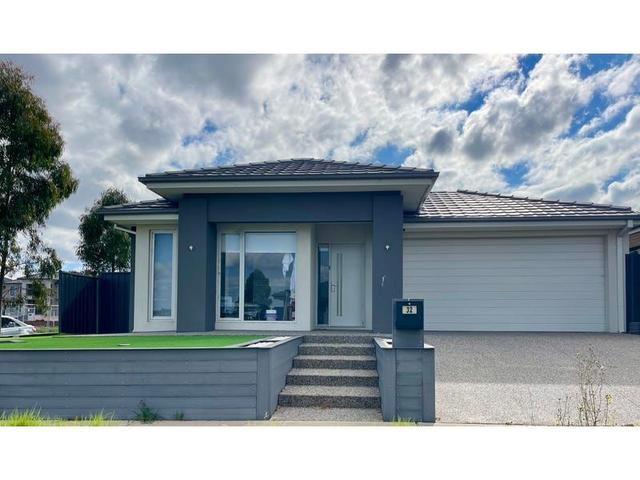 32 Festivity Street, VIC 3029
