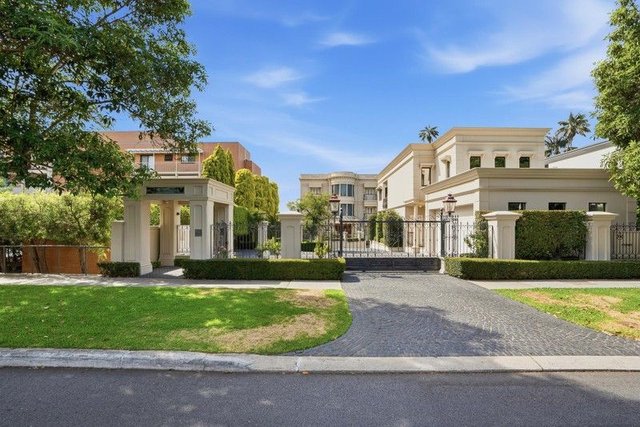 1/12 The Avenue, WA 6009