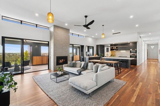 18 Oxbow Court, VIC 3216