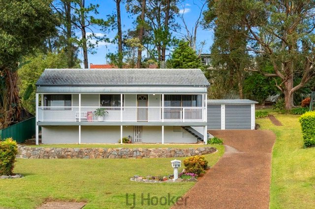 8 McDonald Crescent, NSW 2290