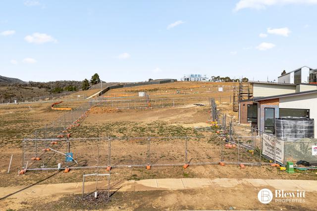 14 Petralia Street, NSW 2620