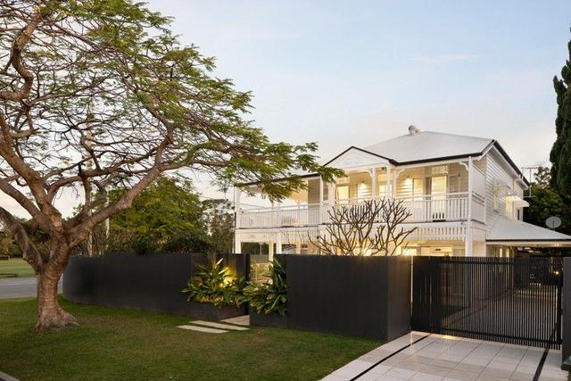 4 Newbery Street, QLD 4051