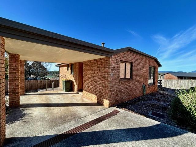 2/17 Wirilda Drive, TAS 7320