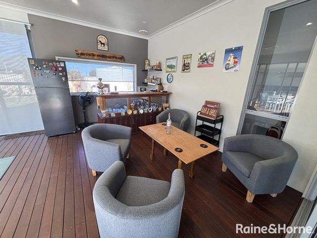 24 Bernard Cres, QLD 4610