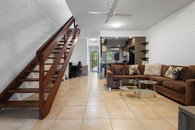 2/15 Triton Crescent, QLD 4877