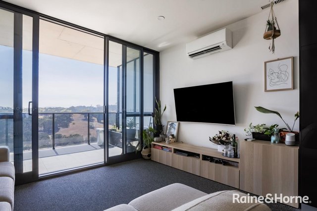 1014/120 Eastern Valley Way, ACT 2617