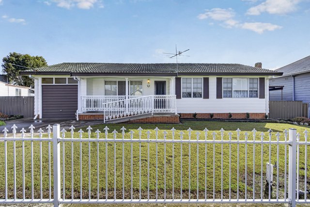 8 Alfred Street, NSW 2325