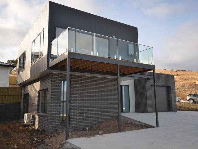 1/4 Cherrington Court, TAS 7018