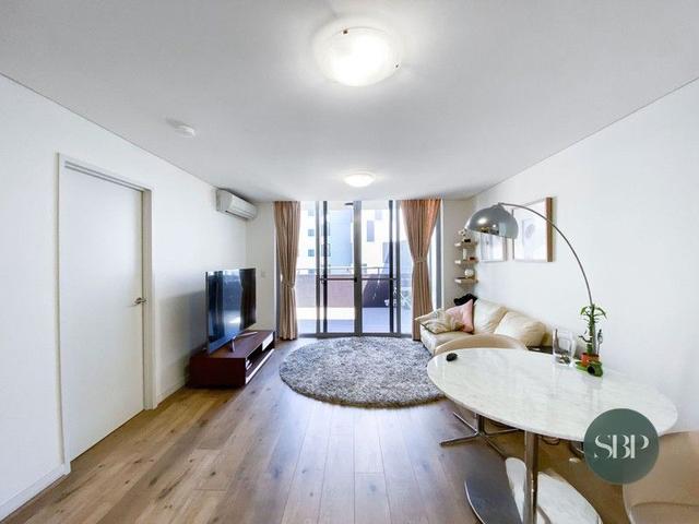 704/26-32 Marsh Street, NSW 2205