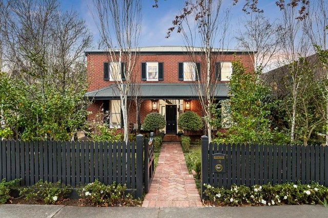 18 Ropley Avenue, VIC 3103