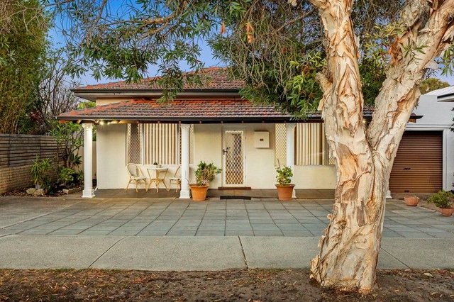 22 Waterford Street, WA 6052