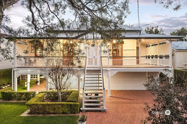 32 Weinholt Street, QLD 4075