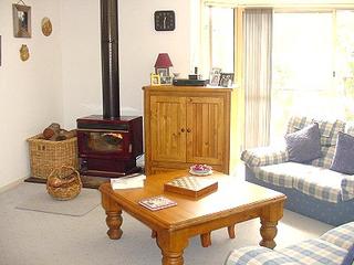 Family Room (2003-09-20)