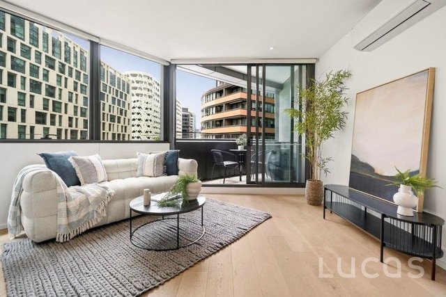 210N/889 Collins Street, VIC 3008