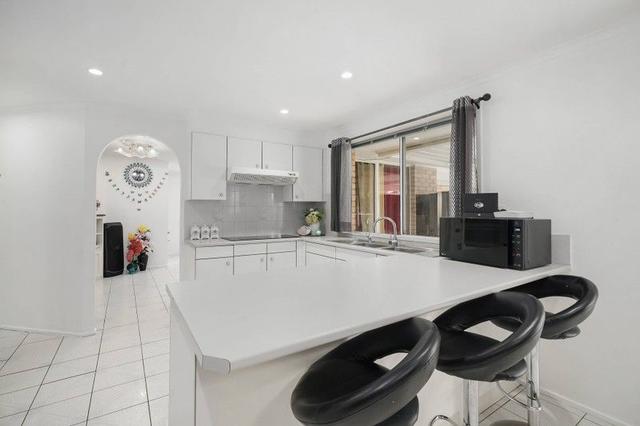 8 Rushes Place, NSW 2566